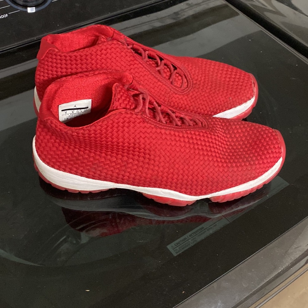 Jordan future - Picture 2 of 4